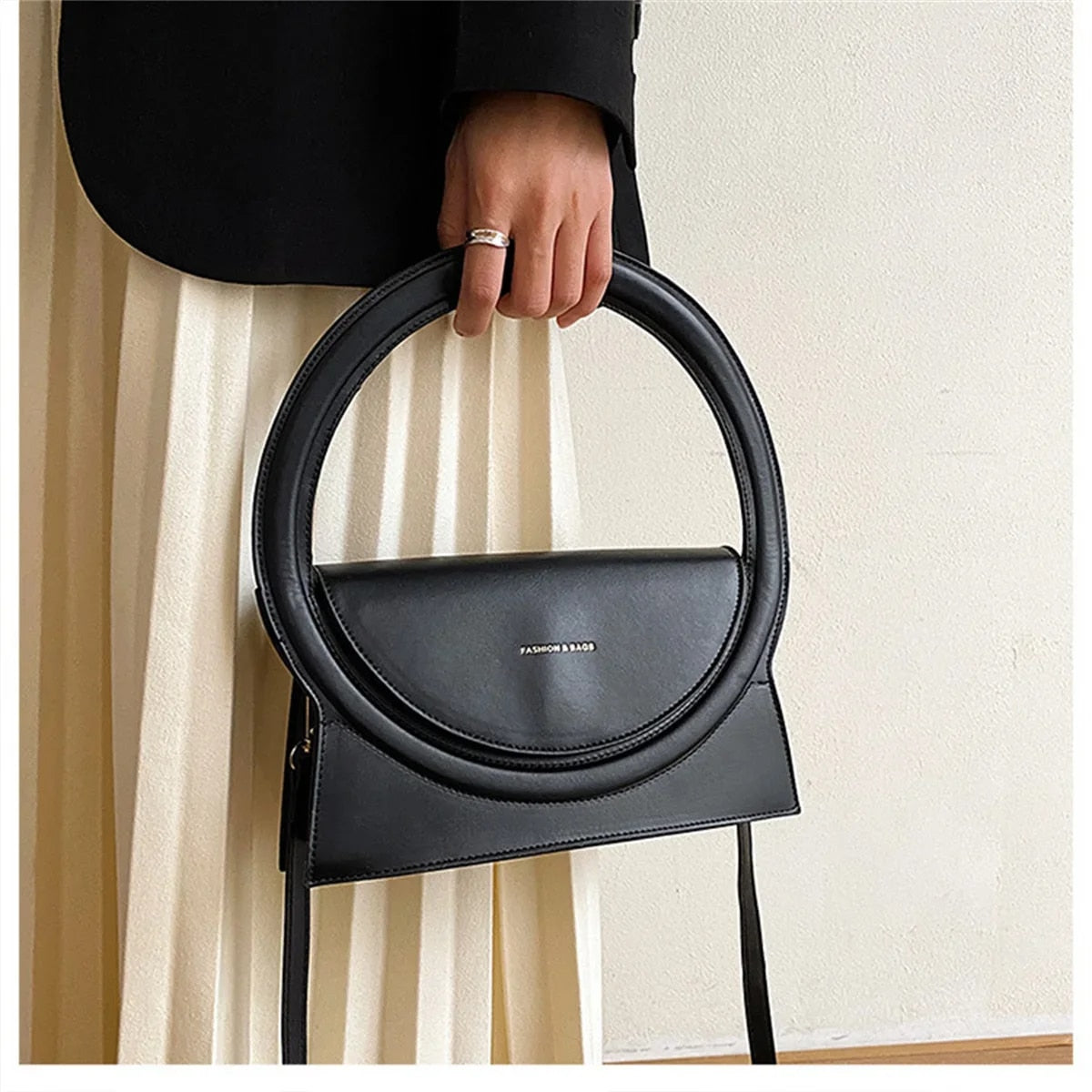 Jaqueline - Woman's Luxury Designer Leather Circle Shoulder Bag