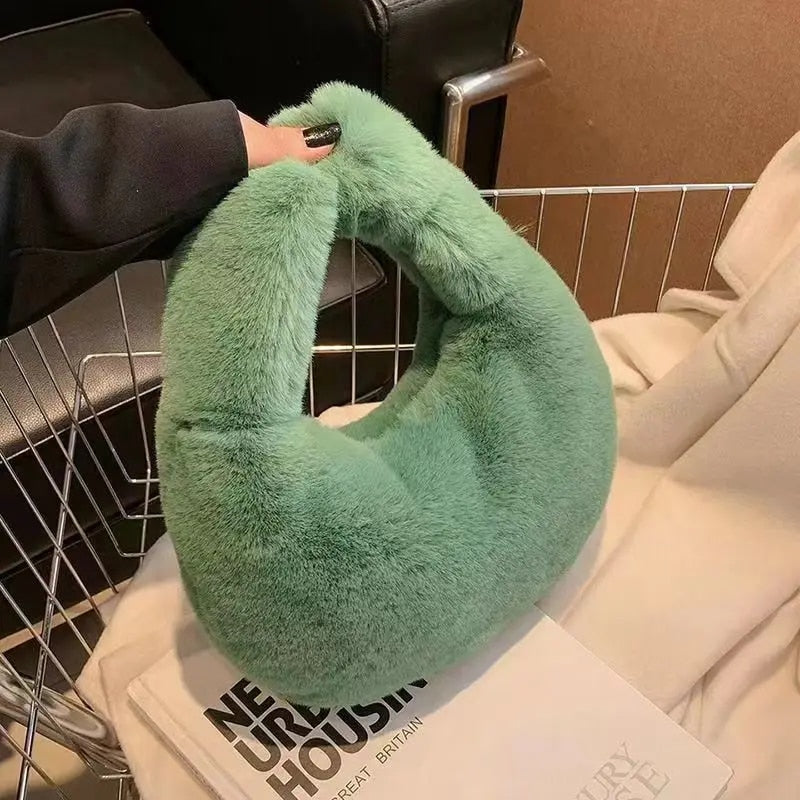 Crescent - Fur Women's Small Half Moon Bag Luxury Warm Plush Wrist Bags for Women Fashion Furry Short Handle Clutch Cute Ladies Coin Purses