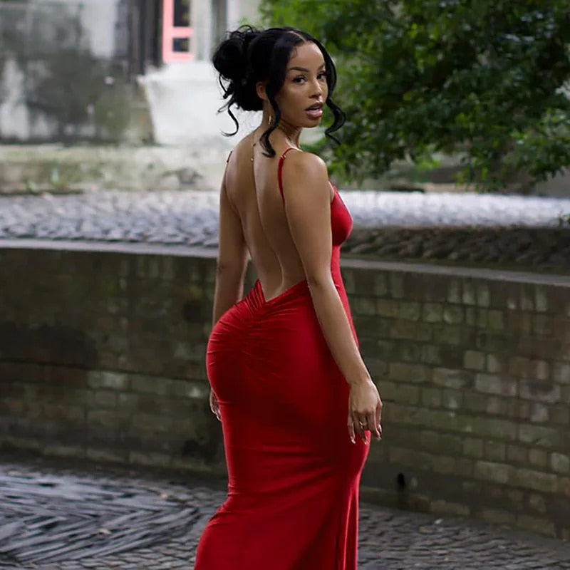 Red, Red Wine - Backless Evening Dress