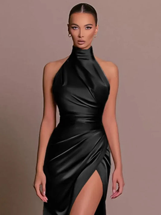 Le Luxe - Elegant Luxury Evening Halter Dress