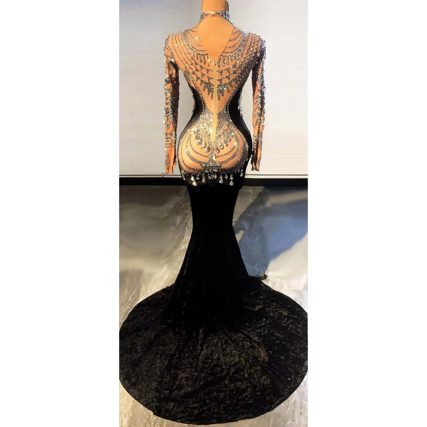 Elewa - Beautiful Stunning Black Velvet Mermaid Gown