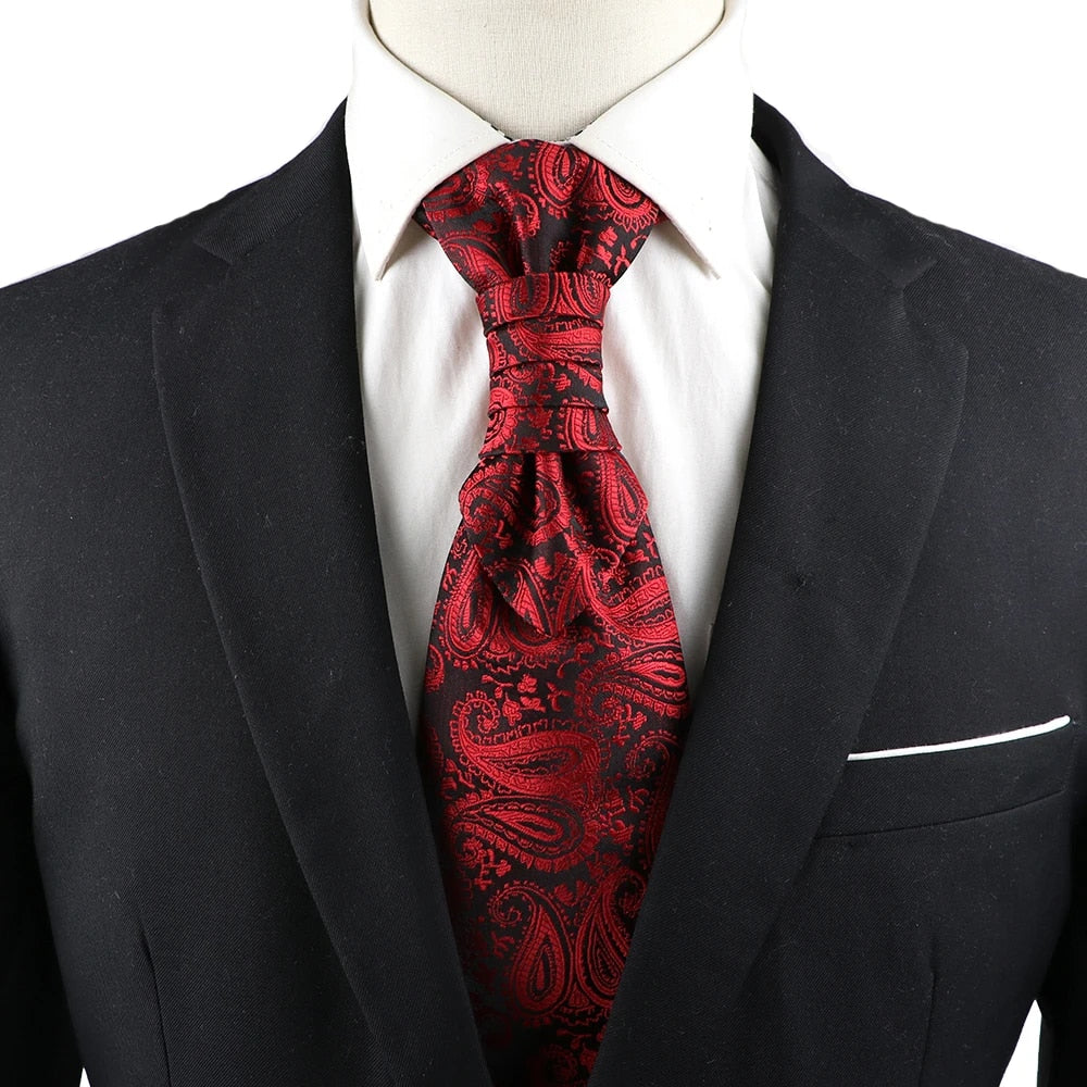 Luxury Men‘s Paisley Ascot Tie